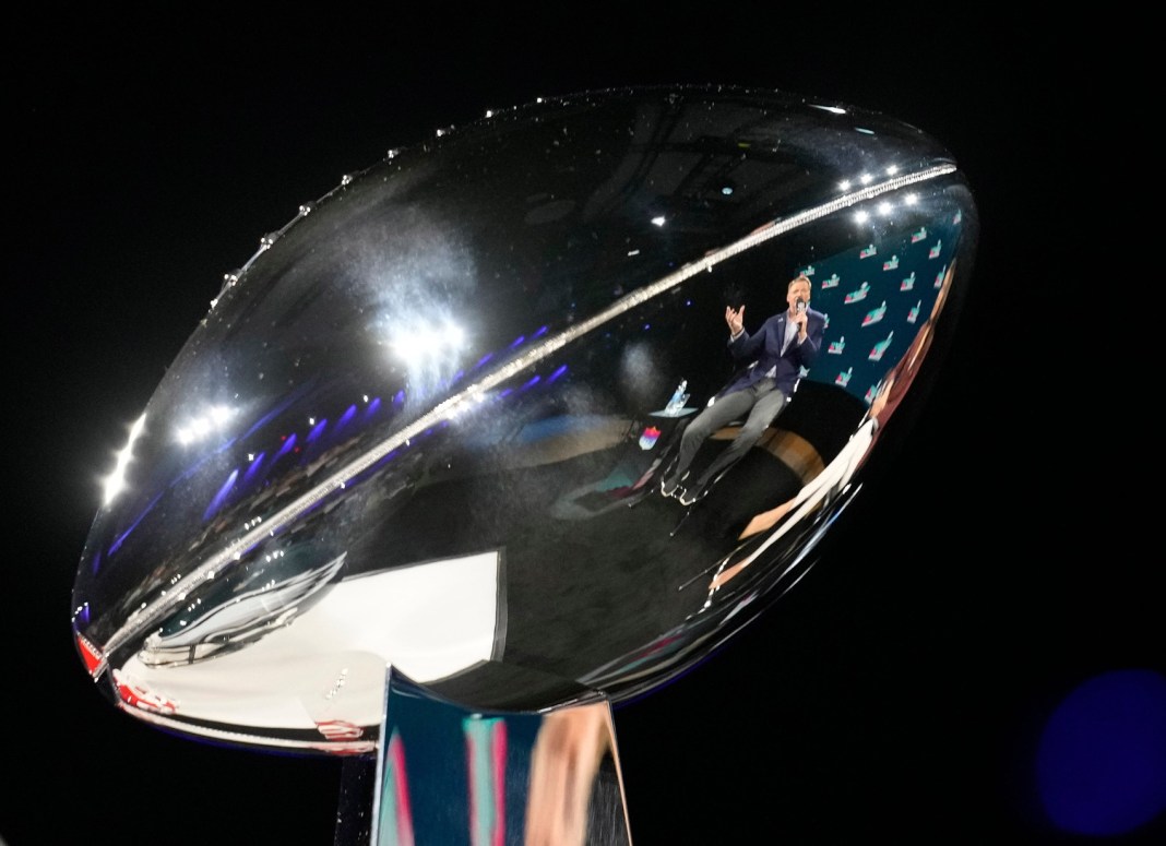 super bowl trophy