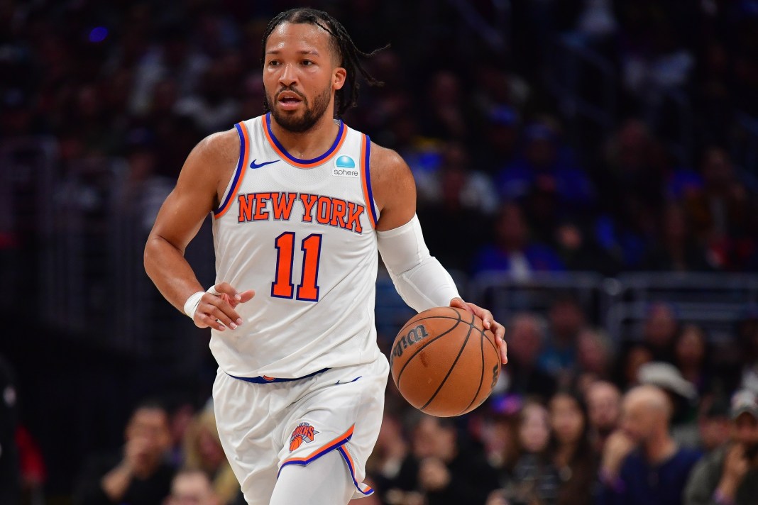 New York Knicks guard Jalen Brunson moves the ball up court against the Los Angeles Clippers during the second half at Crypto.com Arena.