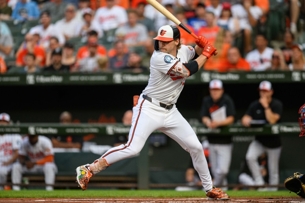 gunnar henderson bats for the baltimore orioles