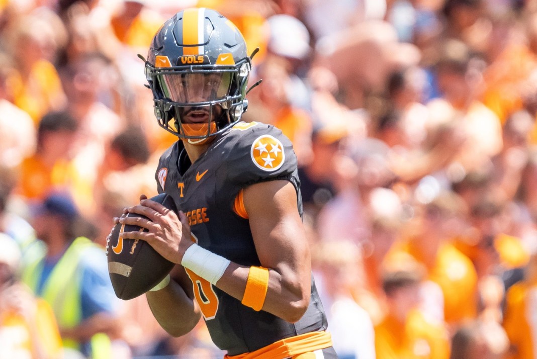 nico iamaleava tennessee volunteers qb