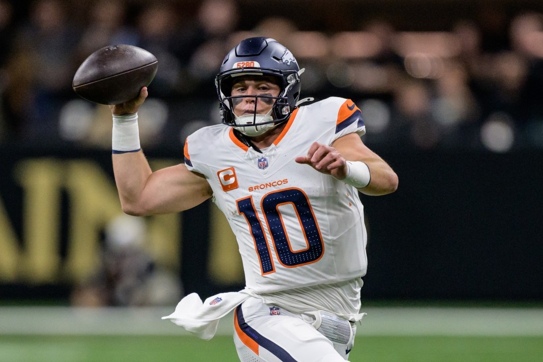 Denver Broncos quarterback Bo Nix (10) throws during the first quarter against the New Orleans Saints