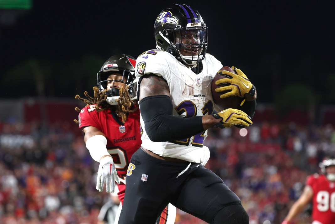 Baltimore Ravens running back Derrick Henry (22) runs the ball for a touchdown against the Tampa Bay Buccaneers