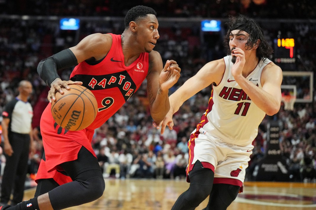 Raptors forward RJ Barrett drives to the basket against the Heat in the 2023-24 season.