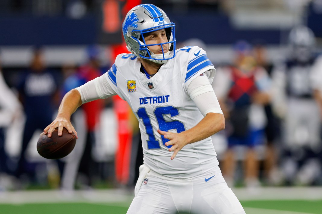 Detroit Lions quarterback Jared Goff (16) drops back to pass during the third quarter against the Dallas Cowboys