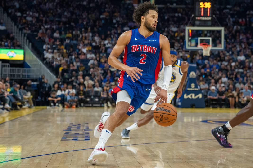 Detroit Pistons guard Cade Cunningham drives to the net against the Golden State Warriors during the first quarter at Chase Center.