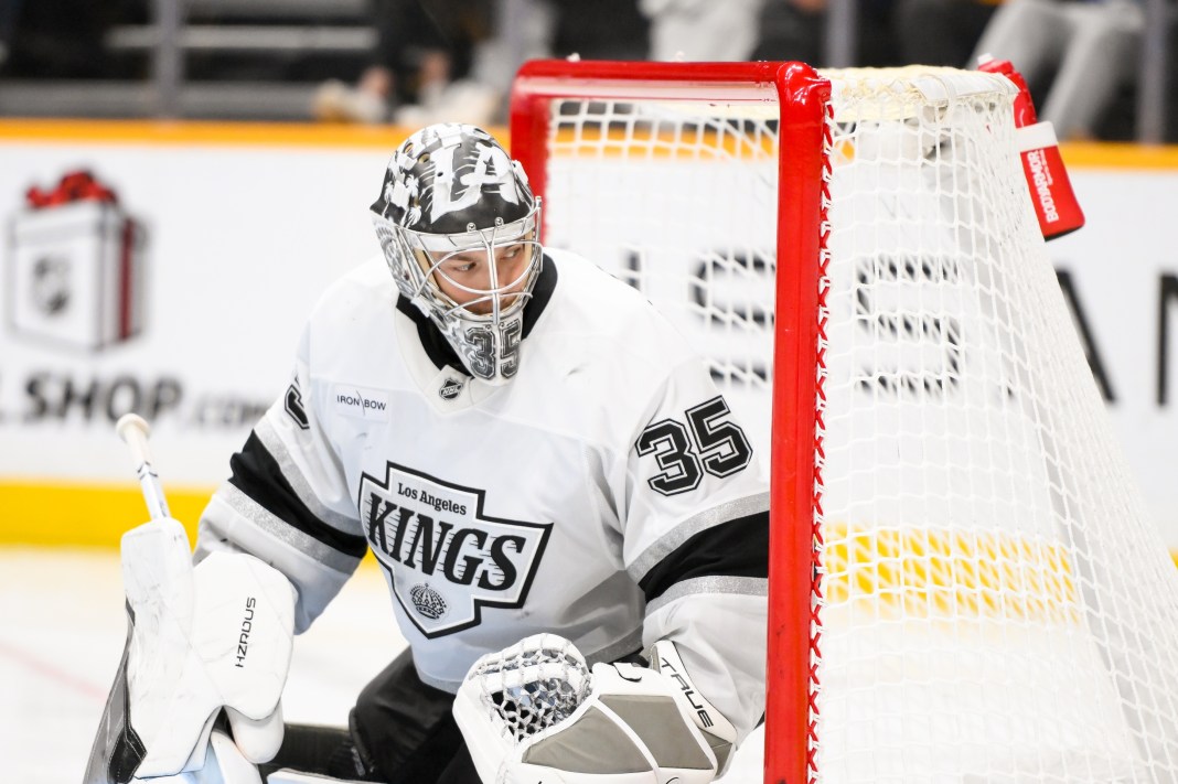 Los Angeles Kings goaltender Darcy Kuemper watches the puck against the Nashville Predators