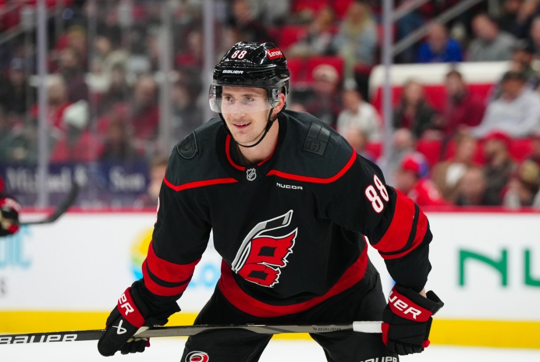 martin necas carolina hurricanes