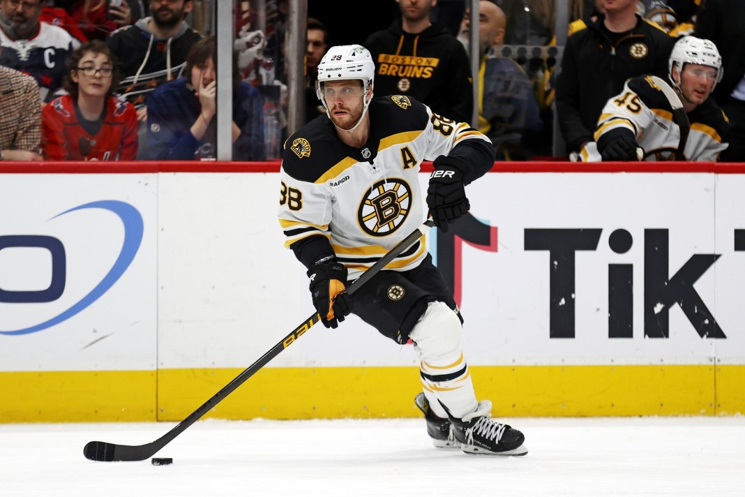 Boston Bruins right wing David Pastrnak (88) skates during the game against the Washington Capitals at Capital One Arena on December 31, 2024